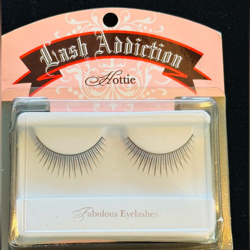 Lash Addiction Hottie